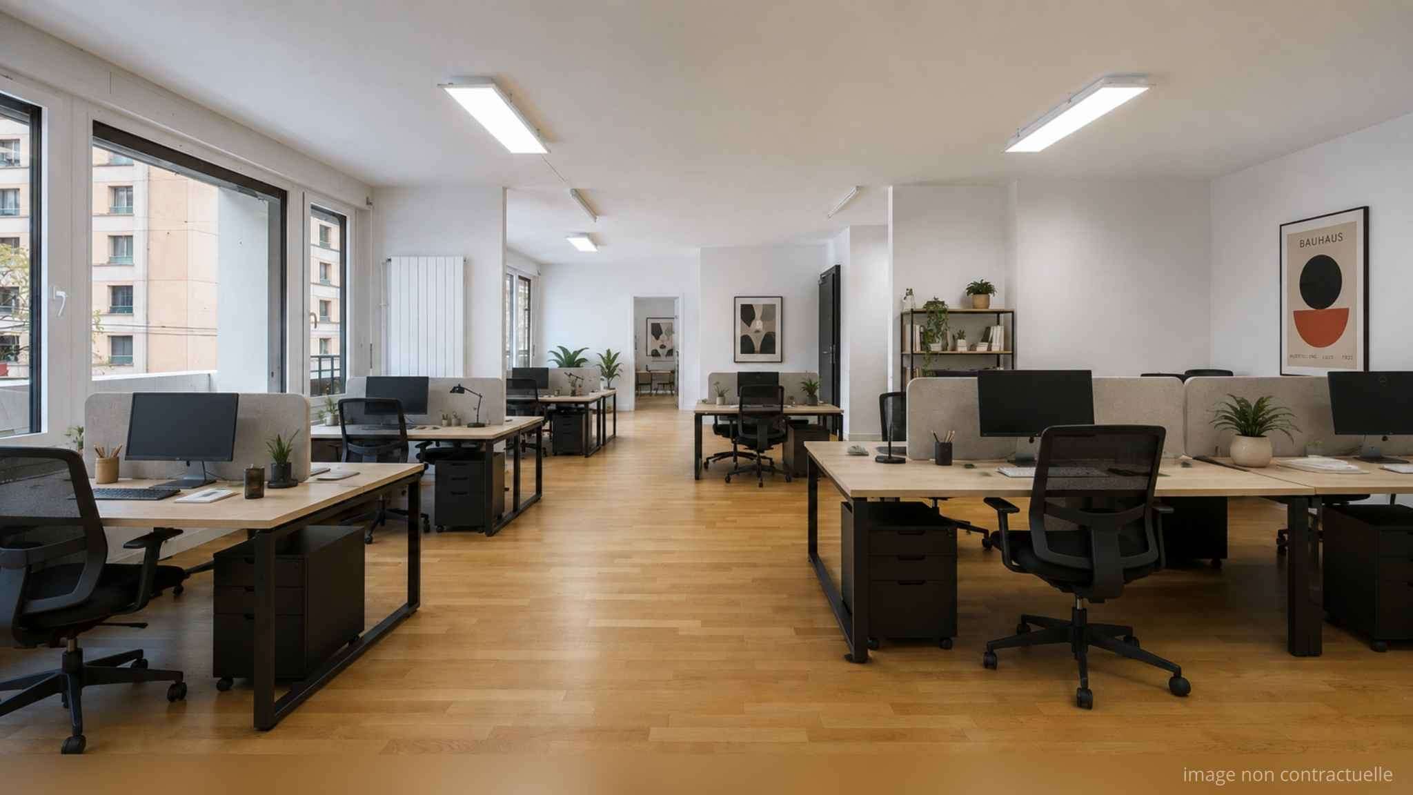 Nations / Gare - CHF 330.-/m2/an - Bureaux d'environ 183 m²