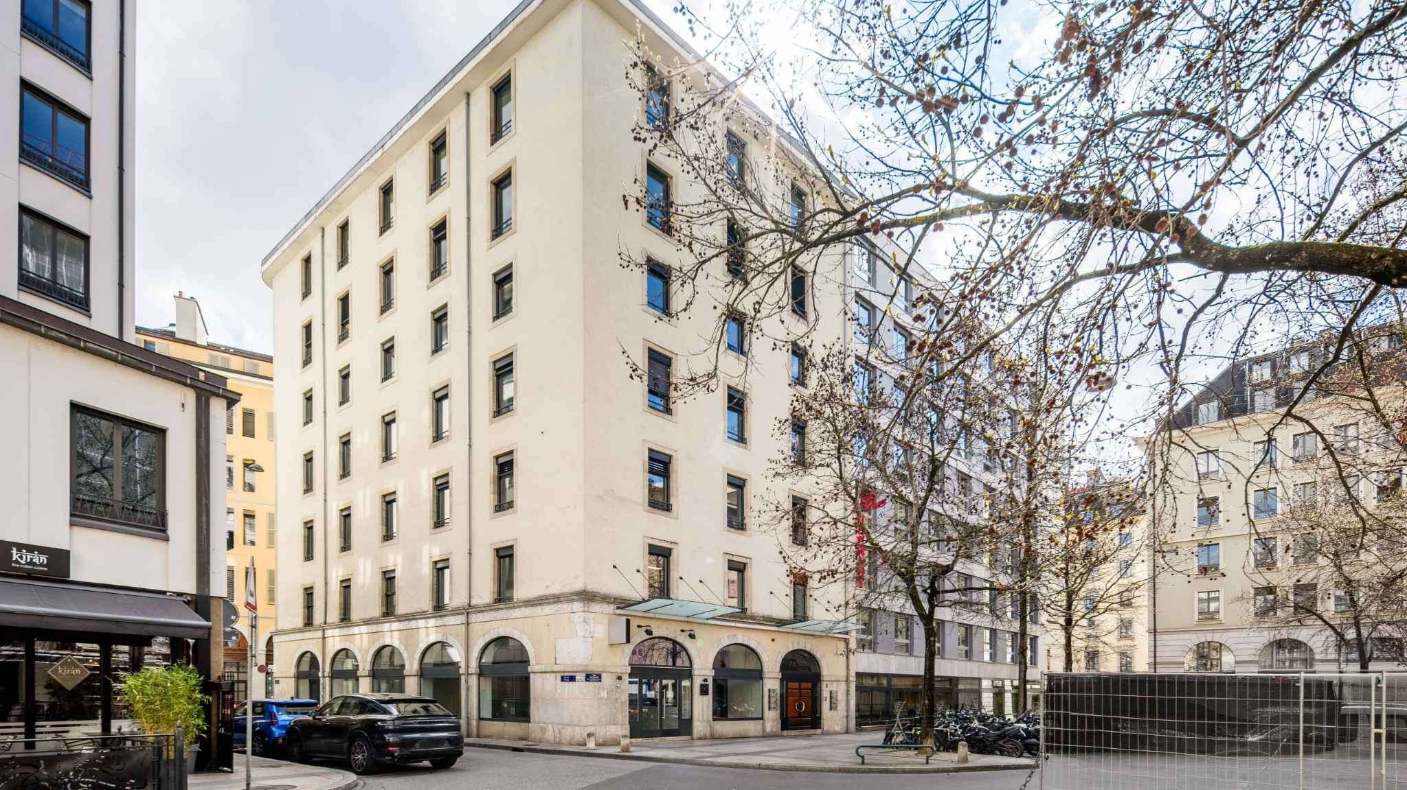 Saint-Gervais / Mont-Blanc - CHF 550.-/m2/an - Bureaux de standing de 237m2