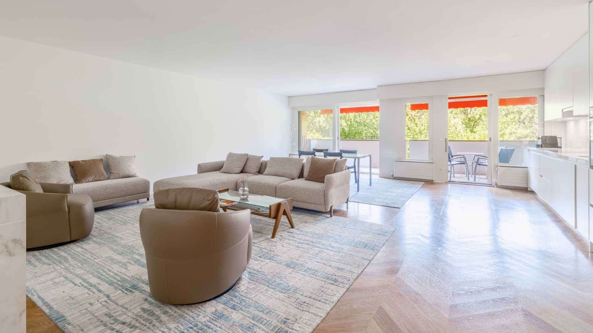 Bel appartement de 4 pièces avec piscine intérieure au sein de la résidence 