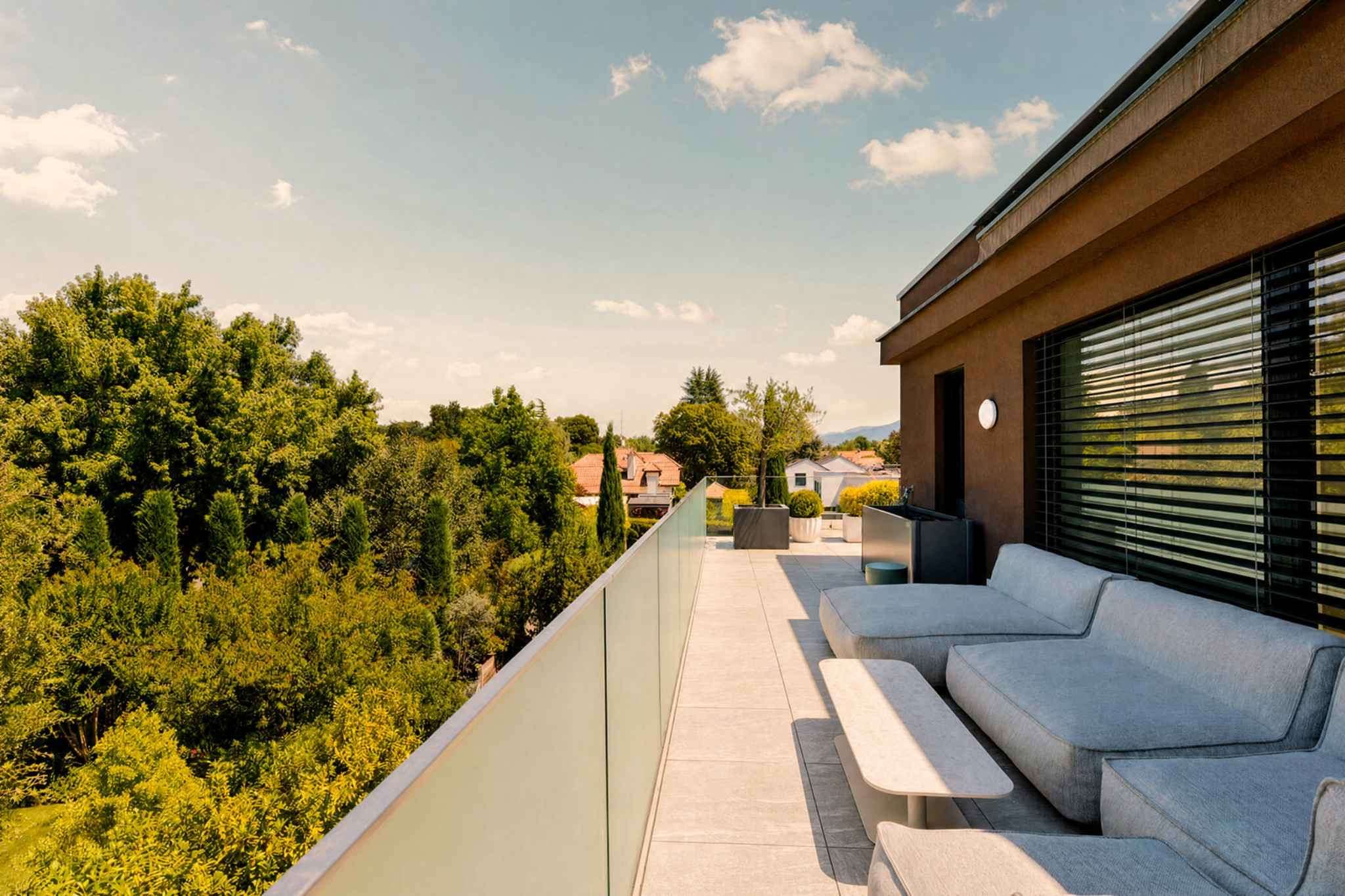 Co-exclusivité :                                                                                                                      Attique avec terrasse panoramique à Vandoeuvres