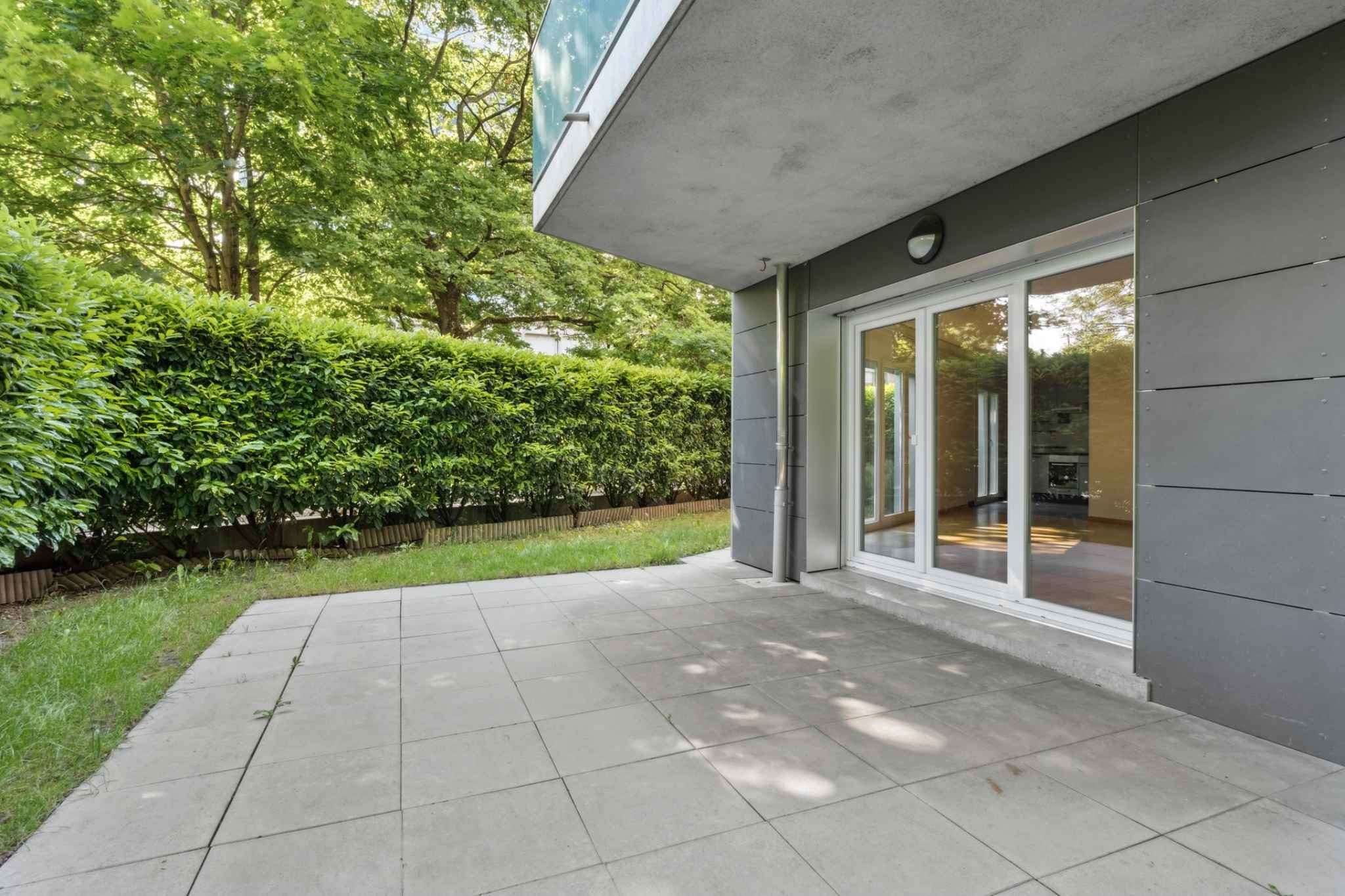 En exclusivité :                                                                                    4 pièces avec terrasse et jardin