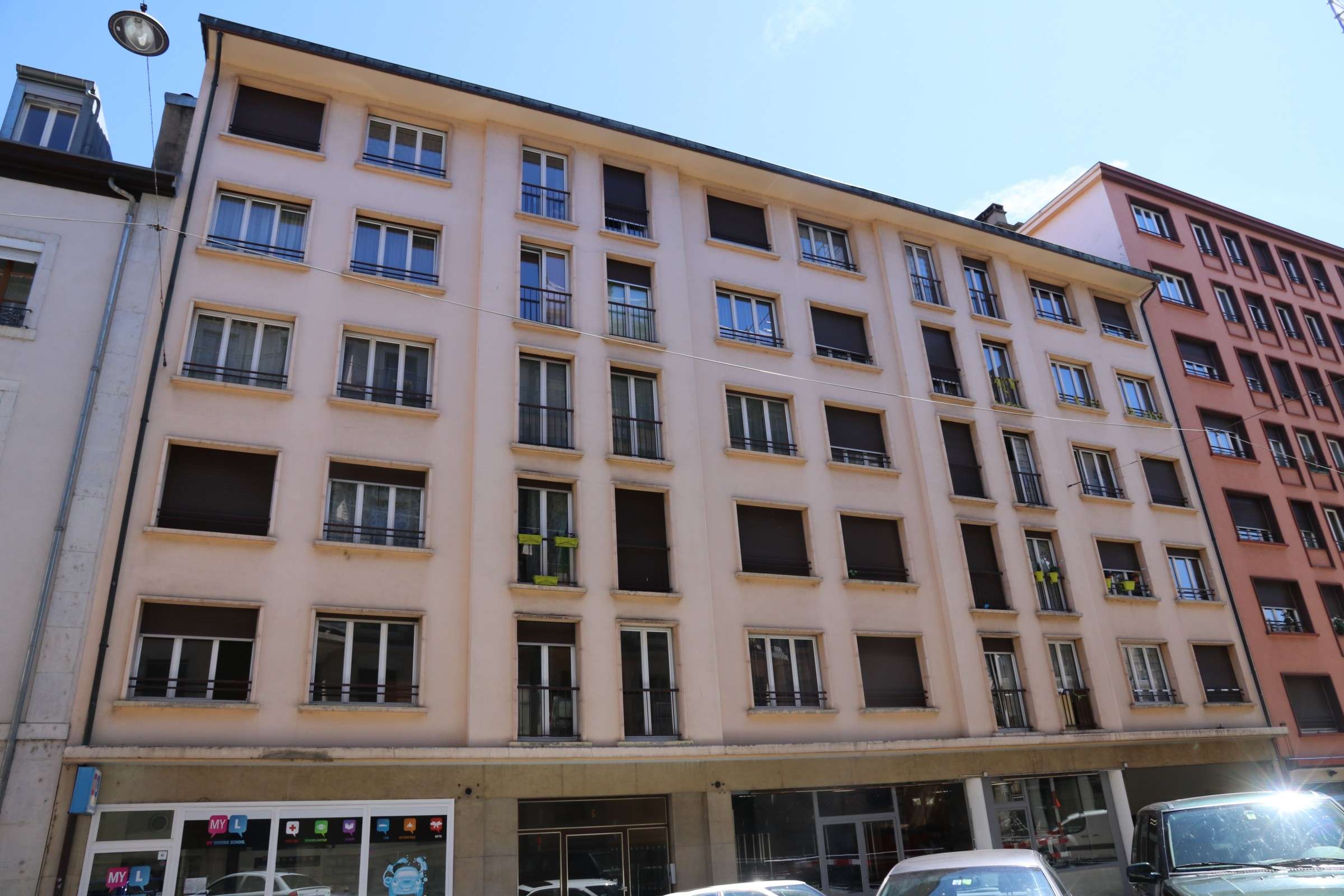 Parking intérieur 16 · Servette