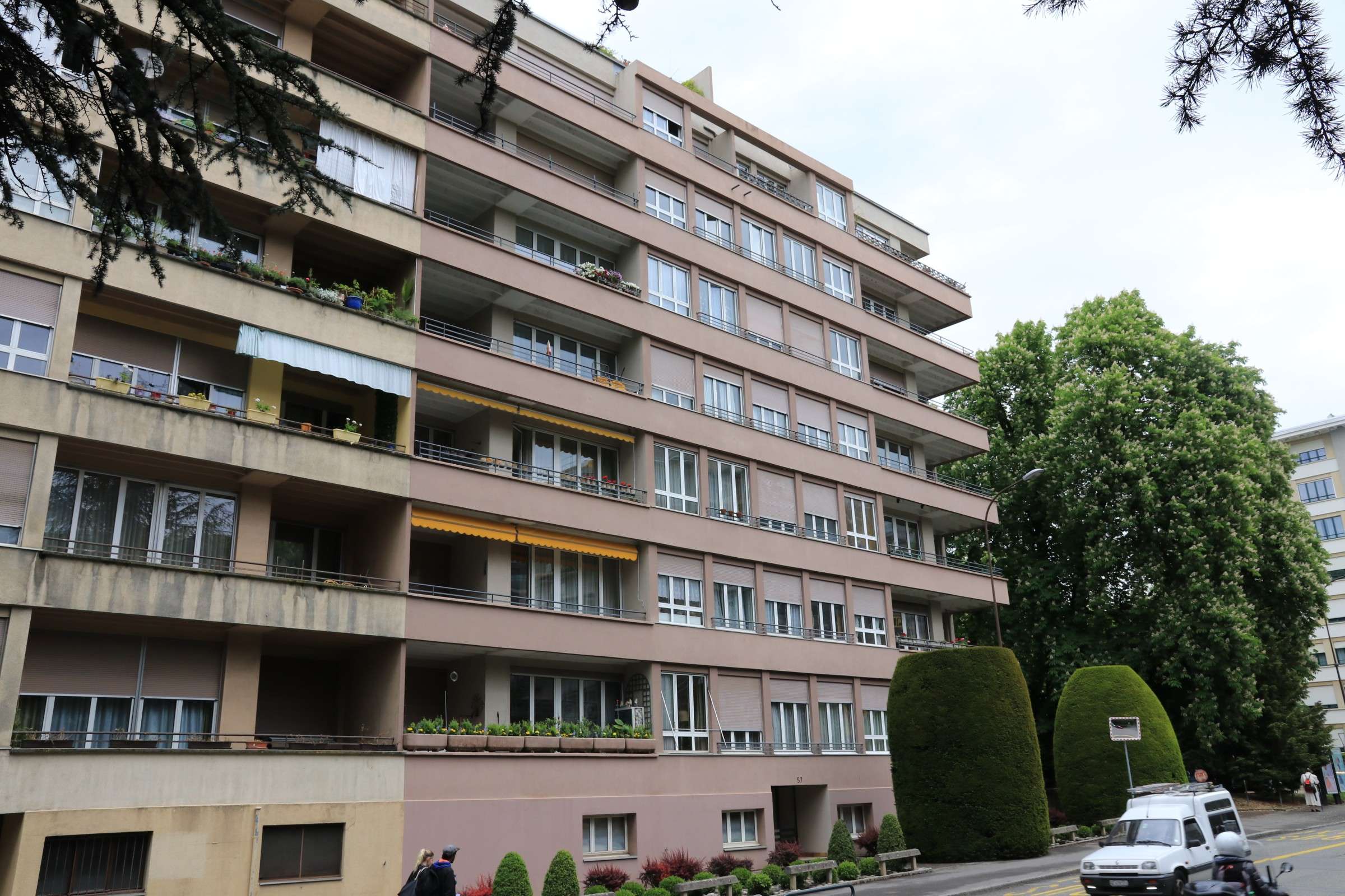 Appartement 2 pièces · Eaux-Vives