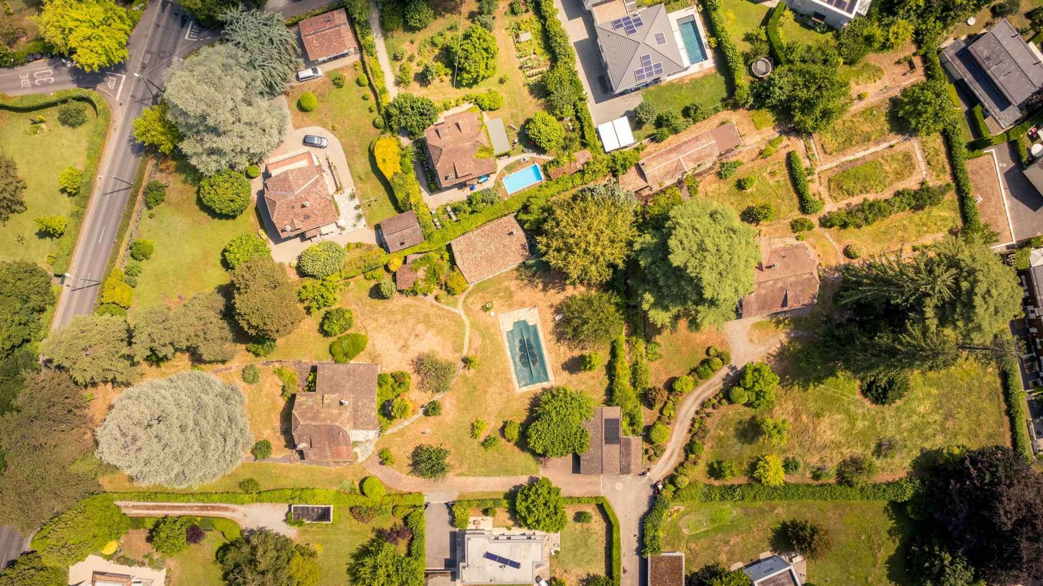 En exclusivité : Parcelles de plus de 9'500 m2 proches du centre ville