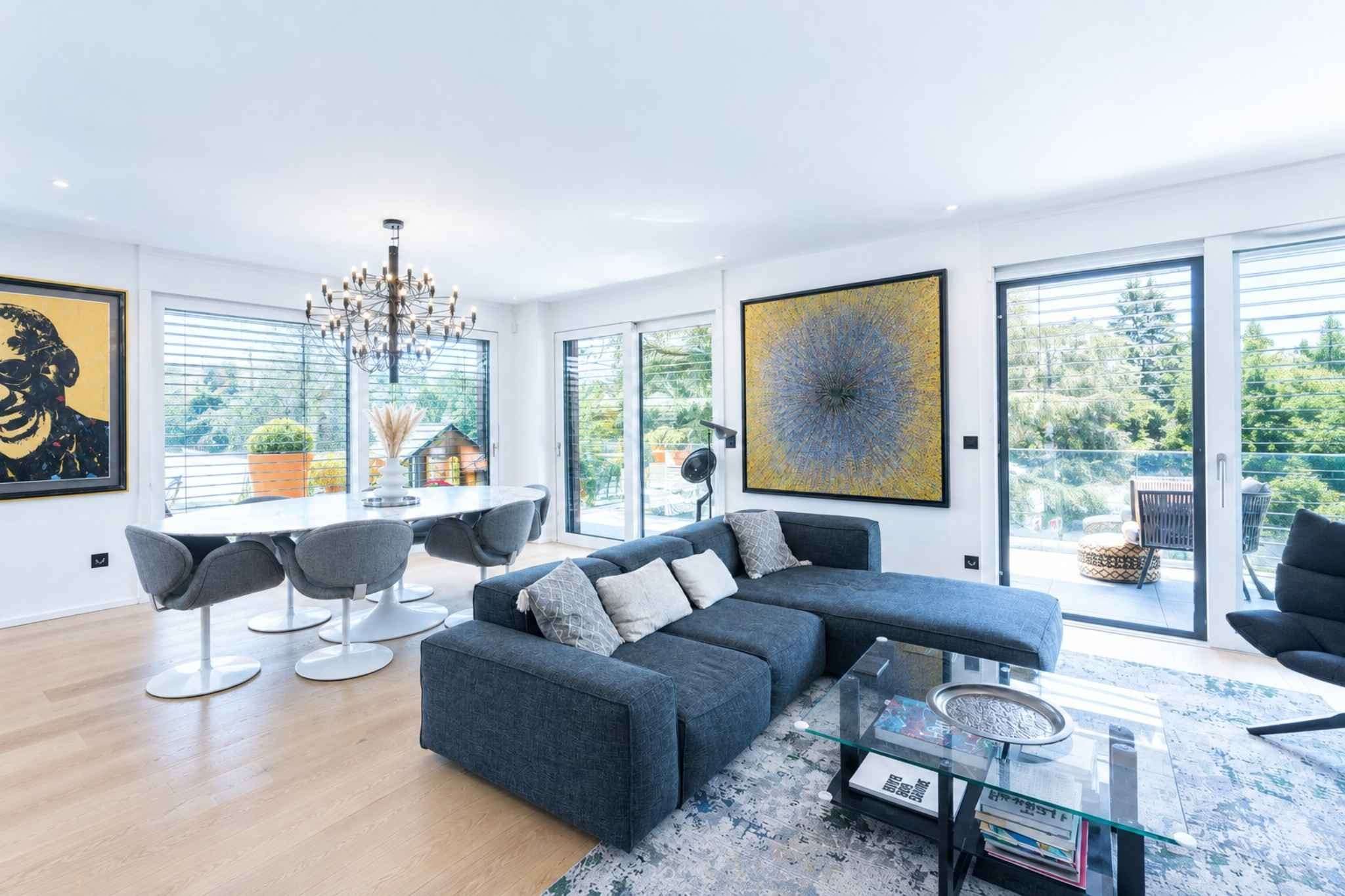 Co-exclusivité :                                                                                                                      Attique avec terrasse panoramique à Vandoeuvres