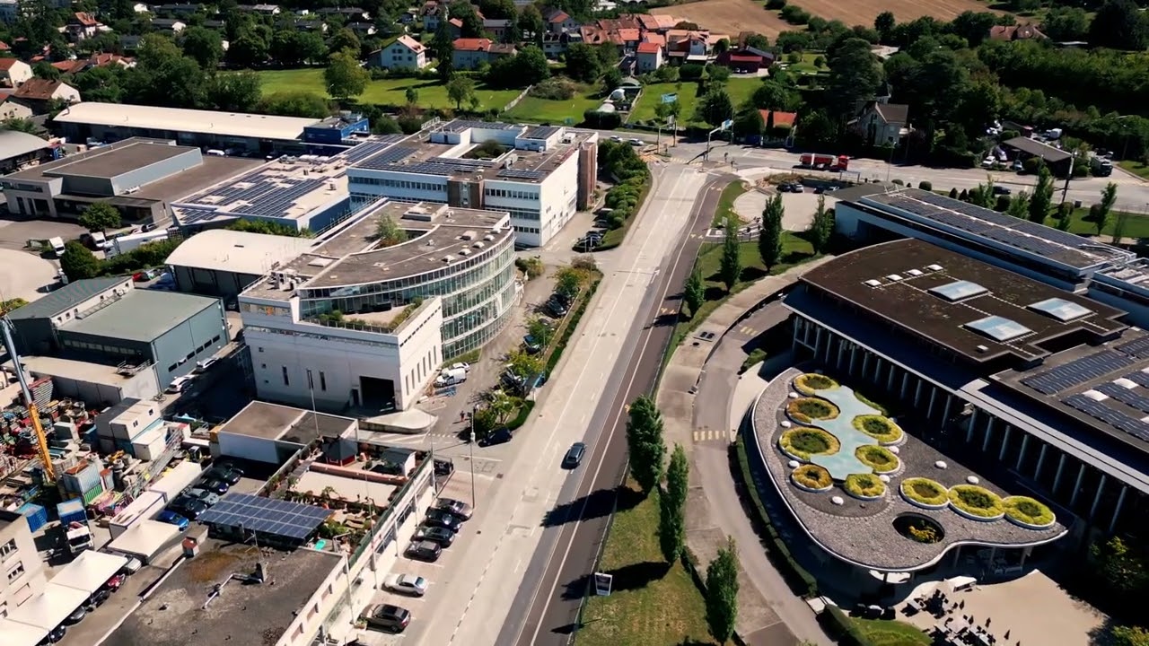 SURFACE INDUSTRIELLE ET ARTISANALE A LOUER A PLAN LES OUATES