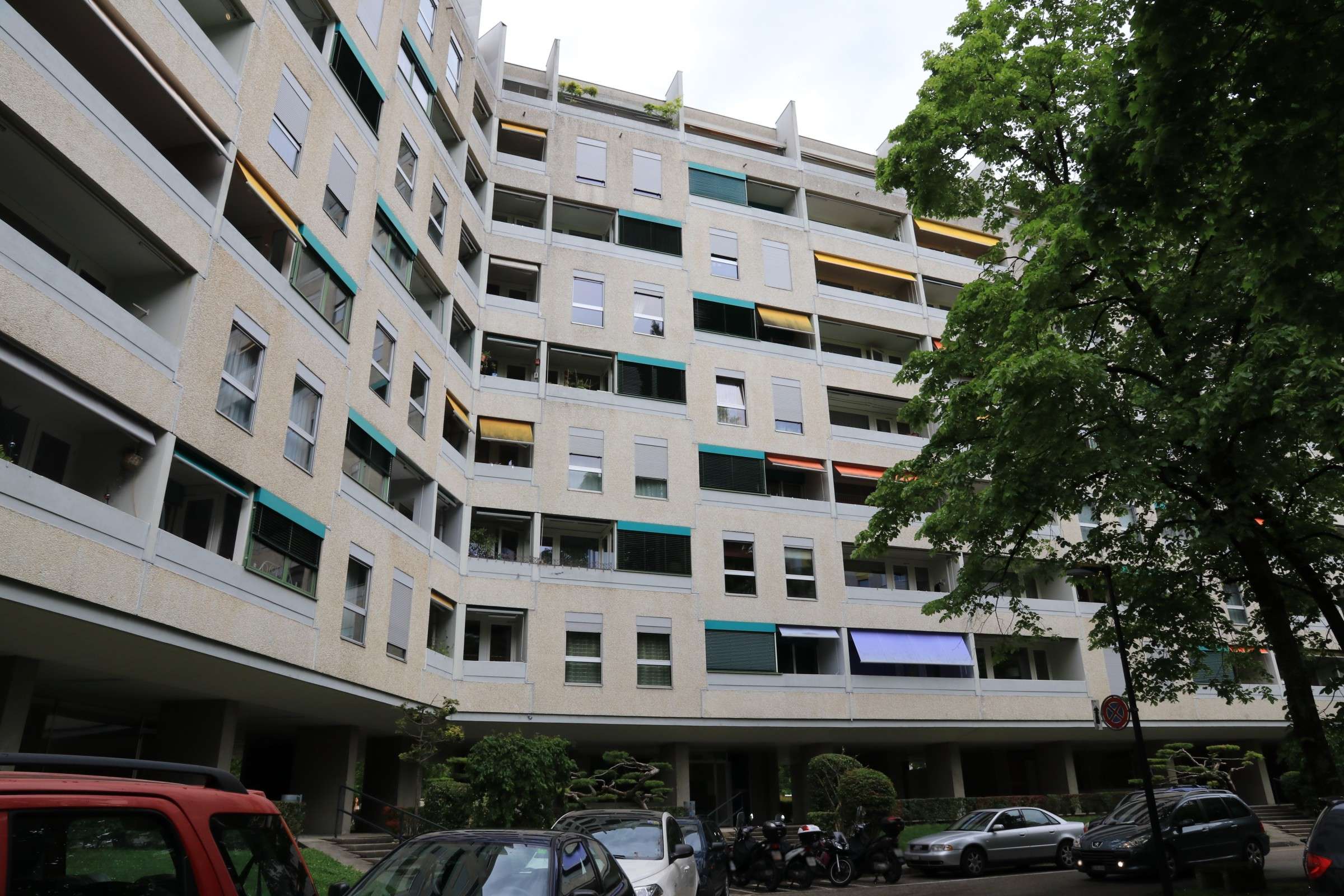 Parking intérieur 100 · Gradelle