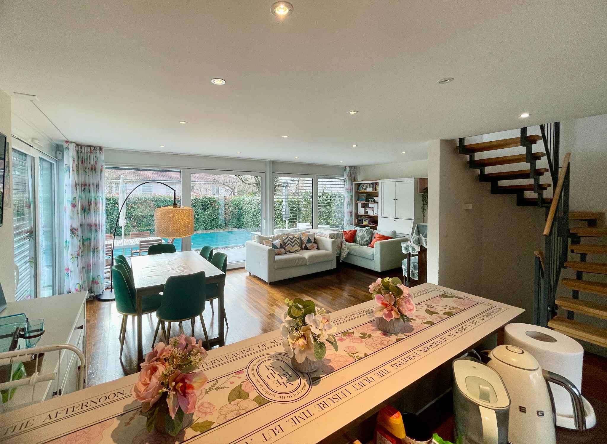 Villa jumelle avec piscine  