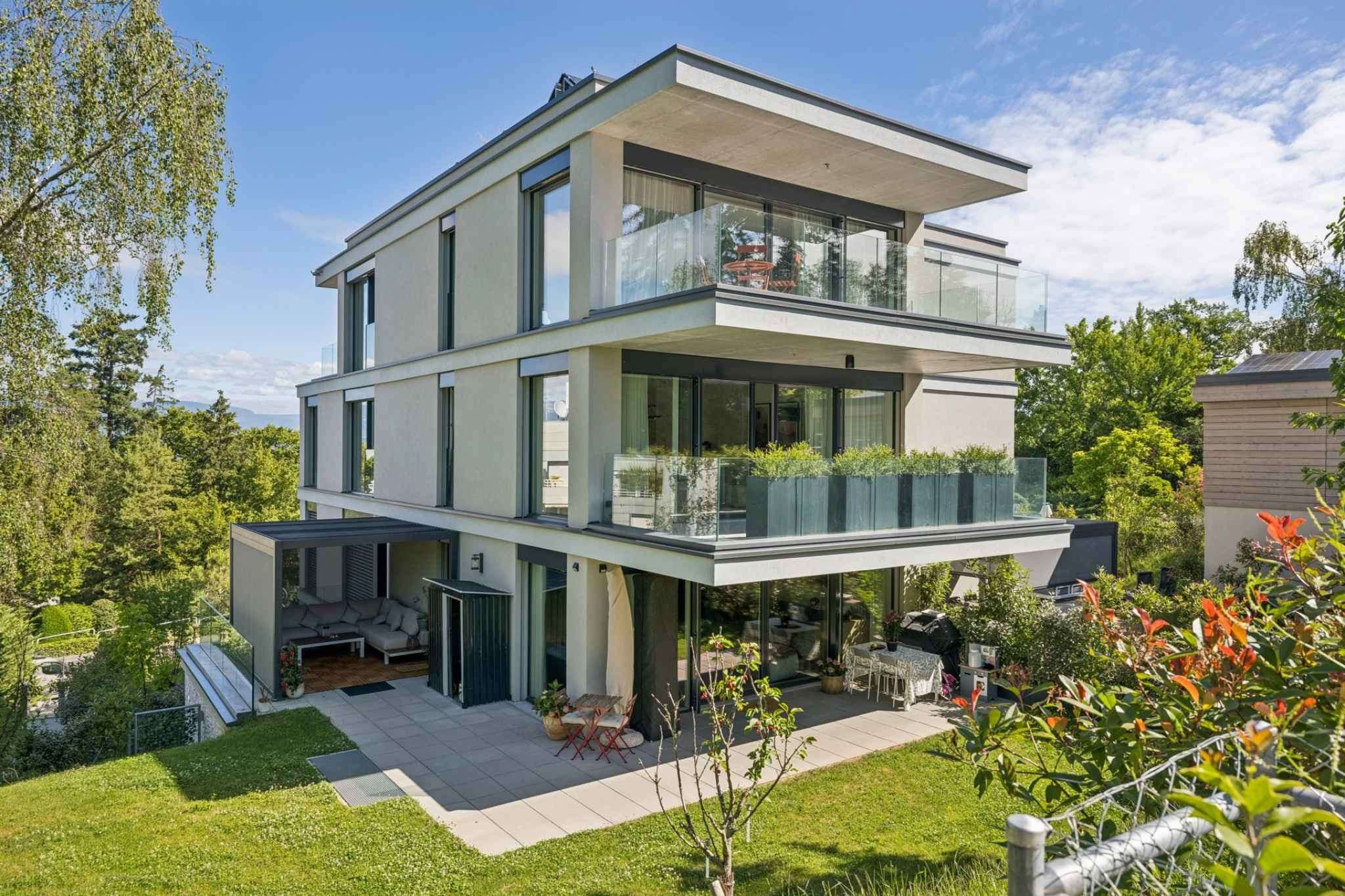 En exclusivité :                                                                                     Appartement de standing à Vésenaz